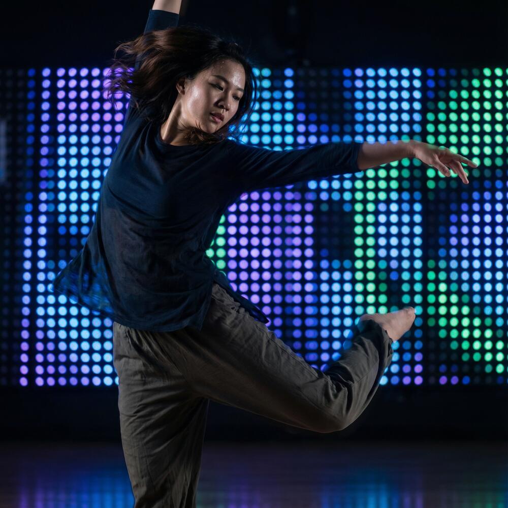 妖精视频舞蹈表演